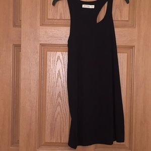 A  spaghetti strap black dress